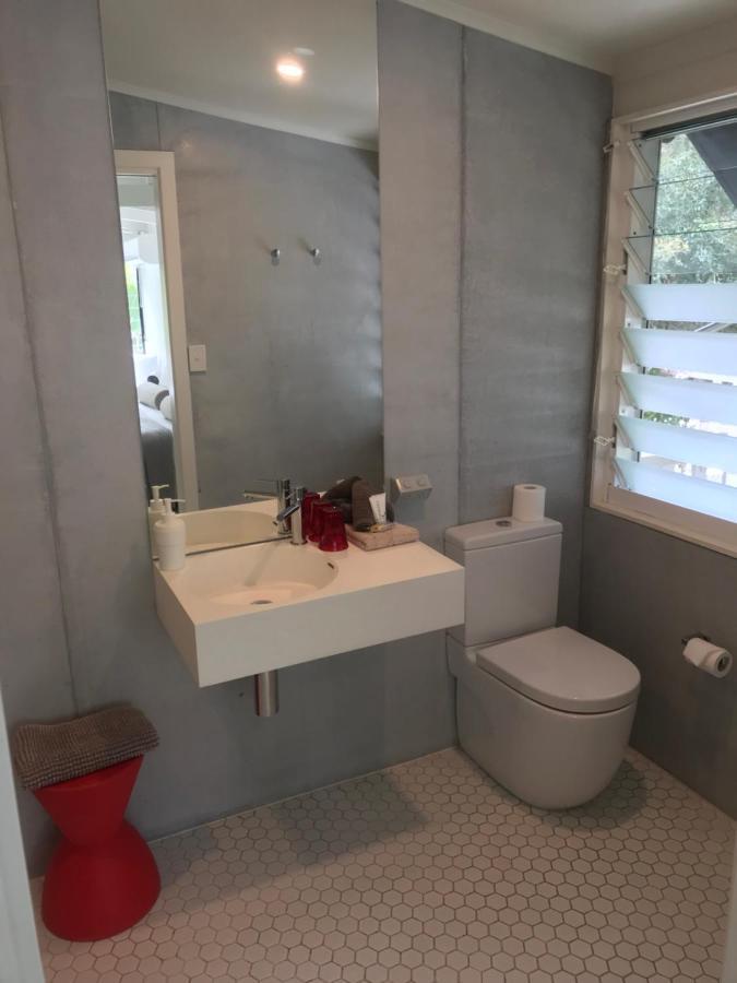 Guest house Byron Springs 4*